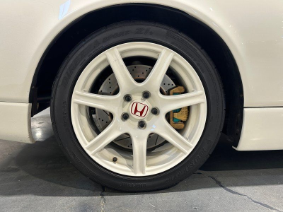 2000 Acura NSX in Grand Prix White over Red