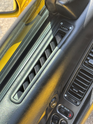 1998 Acura NSX in Spa Yellow over Black