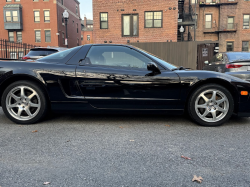 2001 Acura NSX in Berlina Black over Black