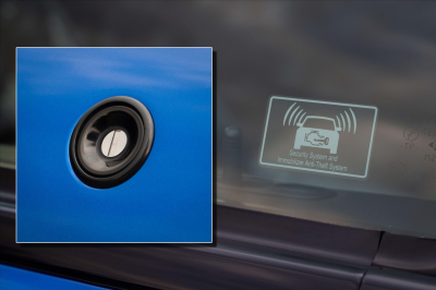 2004 Acura NSX in Long Beach Blue over Tan