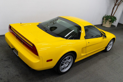 2000 Acura NSX in Spa Yellow over Black