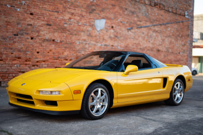 1999 Acura NSX in Spa Yellow over Black
