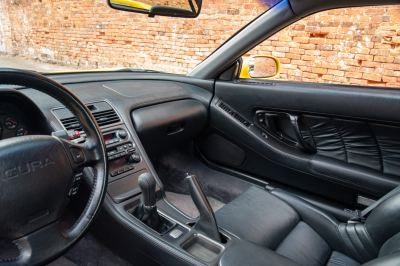 1999 Acura NSX in Spa Yellow over Black