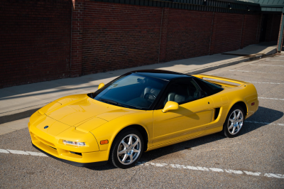 1999 Acura NSX in Spa Yellow over Black