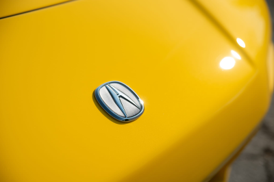 1999 Acura NSX in Spa Yellow over Black