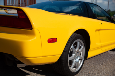 1999 Acura NSX in Spa Yellow over Black