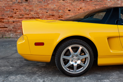 1999 Acura NSX in Spa Yellow over Black