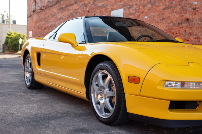 1999 Acura NSX in Spa Yellow over Black