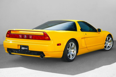 2002 Acura NSX in Spa Yellow over Black