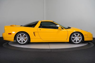 2002 Acura NSX in Spa Yellow over Black