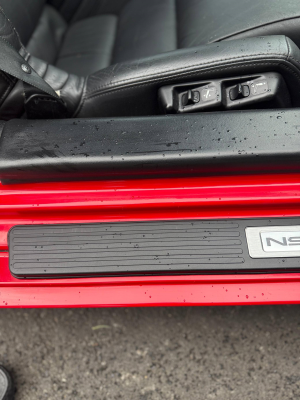 1993 Acura NSX in Formula Red over Black