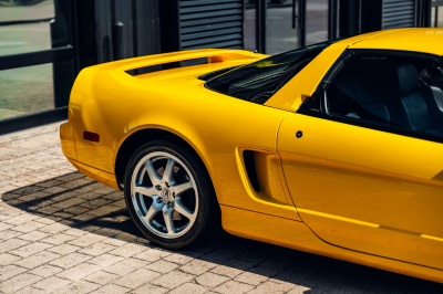 2000 Acura NSX in Spa Yellow over Black