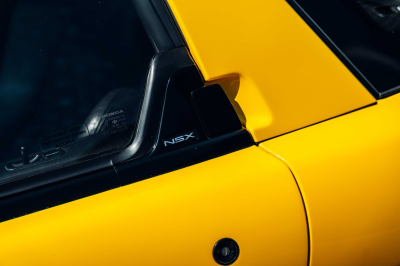 2000 Acura NSX in Spa Yellow over Black