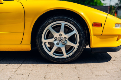 2000 Acura NSX in Spa Yellow over Black