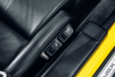 2000 Acura NSX in Spa Yellow over Black