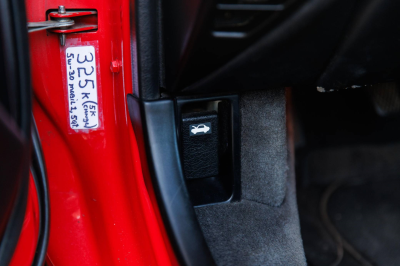 1995 Acura NSX in Formula Red over Black