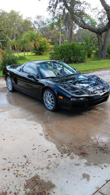 1992 Acura NSX in Berlina Black over Ivory