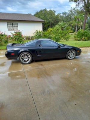 1992 Acura NSX in Berlina Black over Ivory