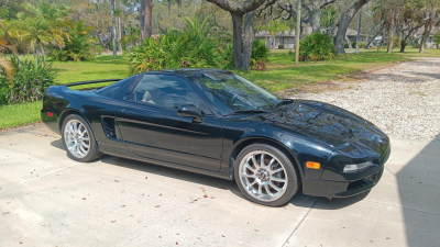 1992 Acura NSX in Berlina Black over Ivory