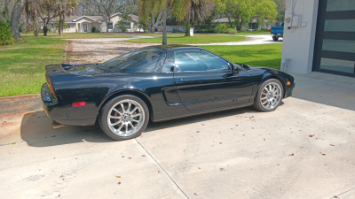 1992 Acura NSX in Berlina Black over Ivory