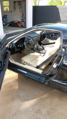 1992 Acura NSX in Berlina Black over Ivory