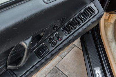 1995 Acura NSX in Berlina Black over Tan
