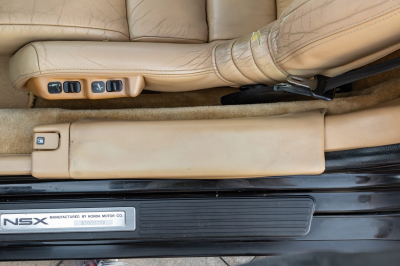 1995 Acura NSX in Berlina Black over Tan