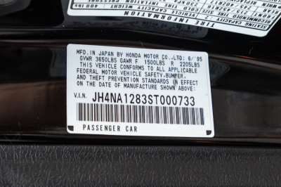 1995 Acura NSX in Berlina Black over Tan