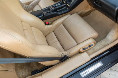 1995 Acura NSX in Berlina Black over Tan