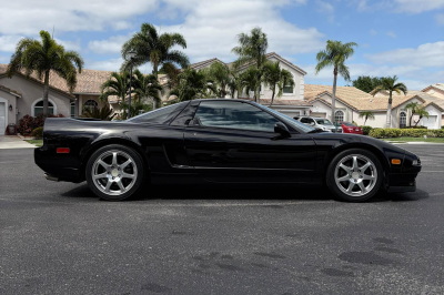 1991 Acura NSX in Berlina Black over Black
