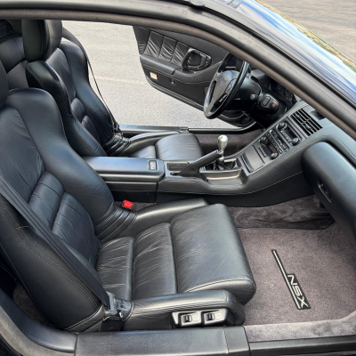 1991 Acura NSX in Berlina Black over Black