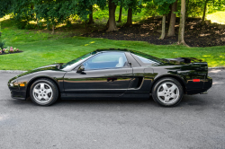 1991 Acura NSX in Berlina Black over Ivory