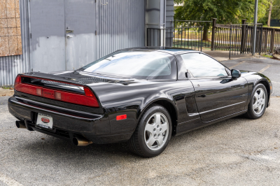 1991 Acura NSX in Berlina Black over Black