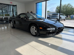 1991 Acura NSX in Berlina Black over Ivory