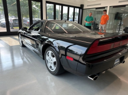 1991 Acura NSX in Berlina Black over Ivory