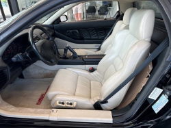 1991 Acura NSX in Berlina Black over Ivory