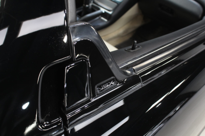 1991 Acura NSX in Berlina Black over Ivory