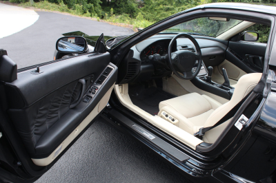 1991 Acura NSX in Berlina Black over Ivory