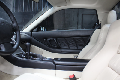 1991 Acura NSX in Berlina Black over Ivory
