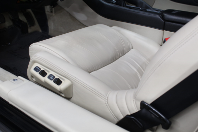 1991 Acura NSX in Berlina Black over Ivory