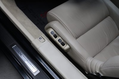 1991 Acura NSX in Berlina Black over Ivory