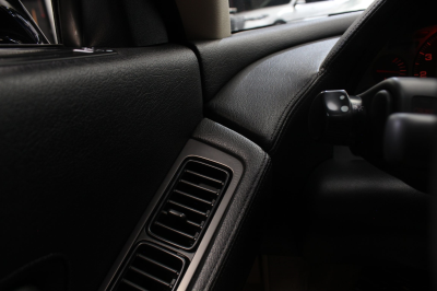 1991 Acura NSX in Berlina Black over Ivory