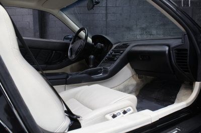 1991 Acura NSX in Berlina Black over Ivory