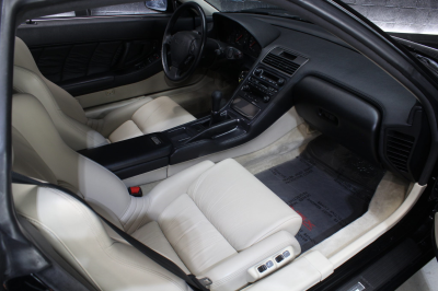1991 Acura NSX in Berlina Black over Ivory