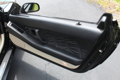 1991 Acura NSX in Berlina Black over Ivory