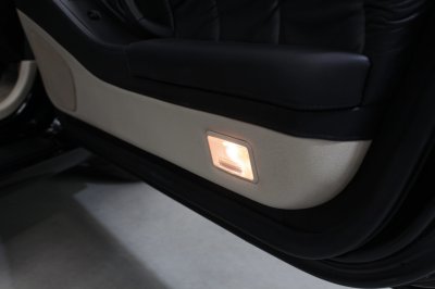 1991 Acura NSX in Berlina Black over Ivory
