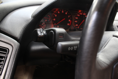 1991 Acura NSX in Berlina Black over Ivory