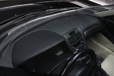 1991 Acura NSX in Berlina Black over Ivory