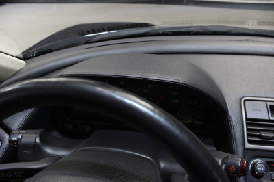 1991 Acura NSX in Berlina Black over Ivory
