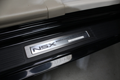 1991 Acura NSX in Berlina Black over Ivory